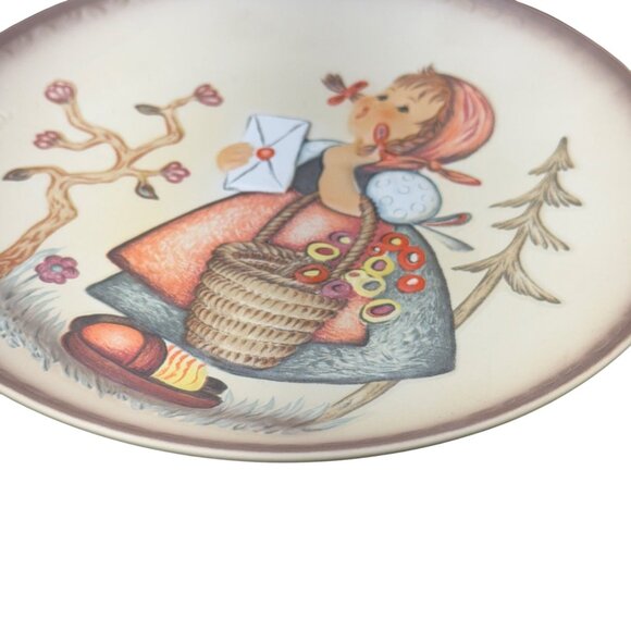 M J Hummel “Friends Forever" Collector Relief Plates 1991 "Meditation"‎ Org. Box - Picture 11 of 15